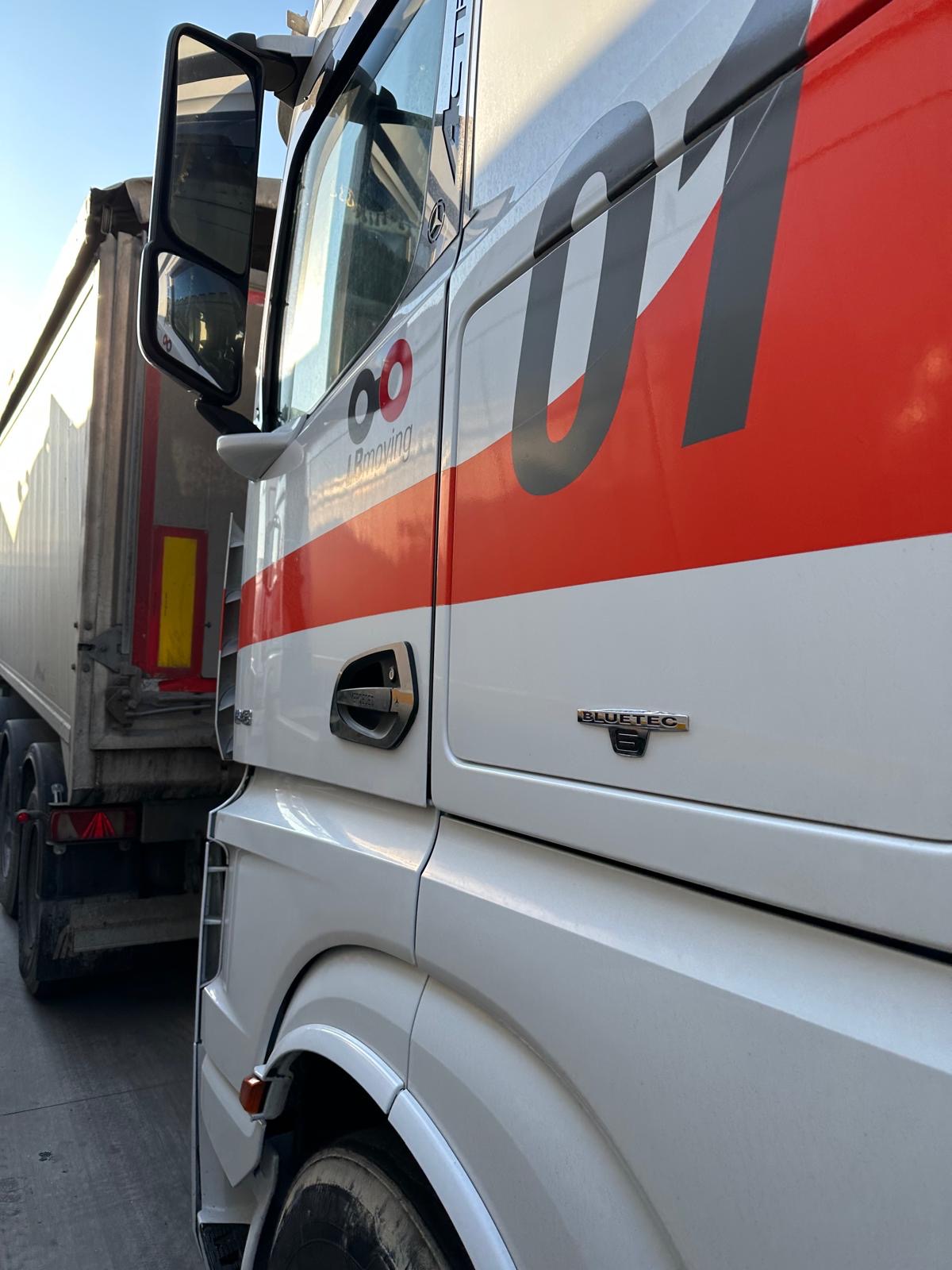 Camion LB moving